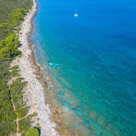 Caravan Near The Sea 4 Ugljan