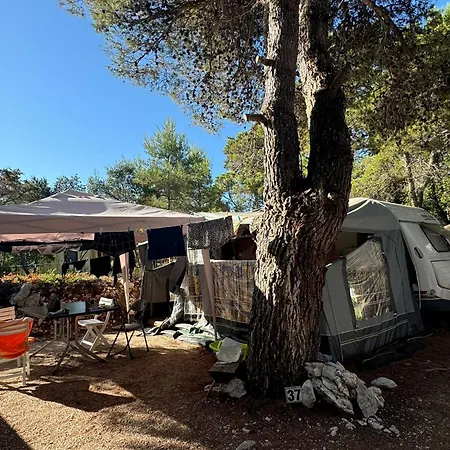 Caravan Near The Sea 4