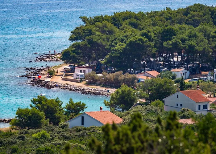 Caravan Near The Sea 4 Gostinjska kuća Ugljan