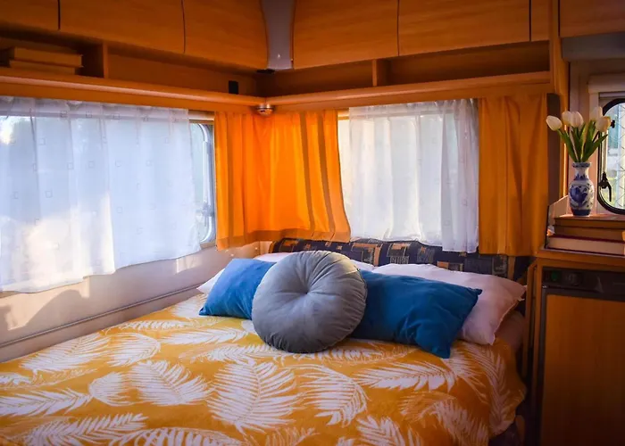 Caravan Near The Sea 4 3*