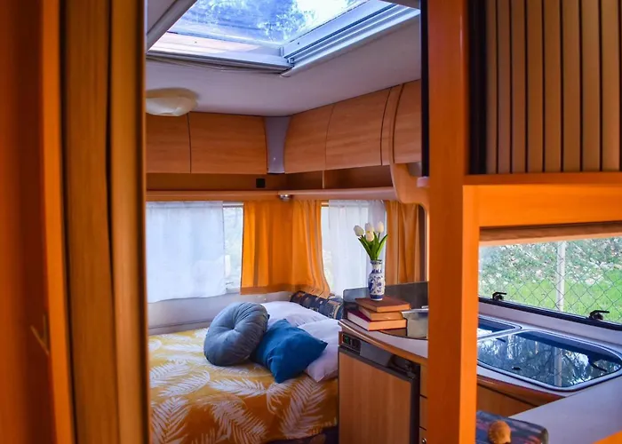 Гостевой дом Caravan Near The Sea 4